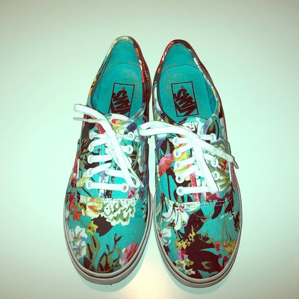 Size 8 Vans Floral Print